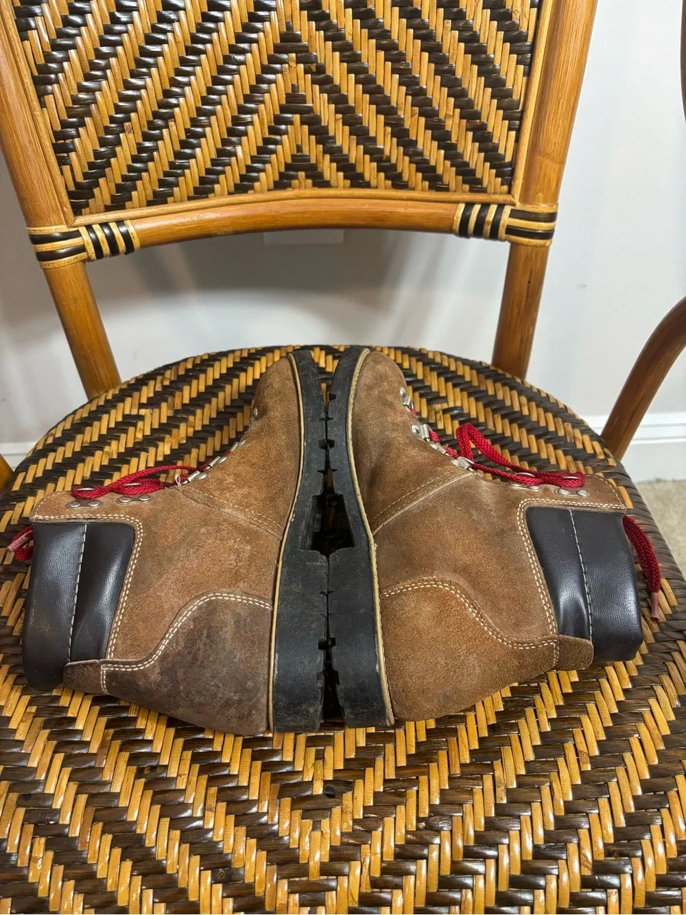 VTG Mountaineering Hiking Boots Red Lace Leather Made In USA
